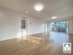 自然光を取り込む、開放感あふれる暮らし。隅々まで光が降り注ぎ、明るく心地の良い空間。