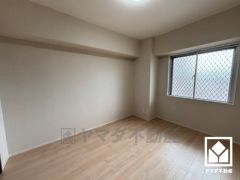 全居室フローリングでお掃除ラクラク。全居室収納もございますので、お部屋の広さを最大限に活用できます。