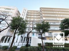 阪急電鉄神戸線「武庫之荘」駅まで徒歩約27分の立地。毎日の通勤・通学だけでなく、休日のお出かけまで利便性に優れています。