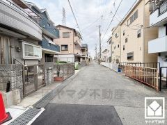 「FRESCO立花店」まで徒歩2分、「ローソン尼崎立花町四丁目店」まで徒歩2分、「ウエルシア尼崎立花店」まで徒歩3分など、お買い物施設が徒歩5分圏内に複数あり便利な住環境です。