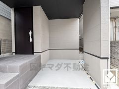 インナーガレージを1台分完備。重い荷物や雨の日の移動もスムーズで、快適なカーライフを実現。