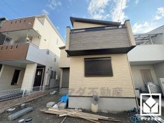 雨の日の洗濯や花粉・ウイルス対策にもお使いいただける浴室乾燥機付き。