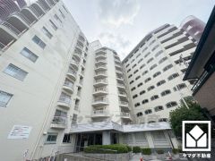 シューズボックスや廊下物入など、他にも収納が多数あり、住空間を広々お使いいただけます。