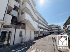 事前にご予約頂きましたら、営業時間外のご案内等も可能です。