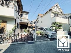 作業動線が最短距離で効率良く動けるL型キッチンを採用。