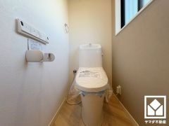トイレが1階と2階にあるので、朝の忙しい時間にも混雑せず快適です。