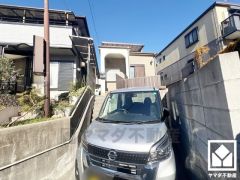 キッチンは畳コーナーに面した対面式なのでお料理中でもお子様の様子が分かって安心です。