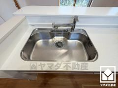 清潔感あふれるシンクで、毎日を気持ちよくスタート。