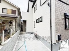 阪神電鉄武庫川線「洲先」駅まで徒歩約2分の立地。毎日の通勤・通学だけでなく、休日のお出かけまで利便性に優れています。