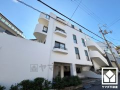 空き物件につき、ご内覧可能となっております。事前にご予約頂きましたら、営業時間外のご案内等も可能です。お問合せお待ちしております。