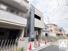 インナーガレージを1台分完備。重い荷物や雨の日の移動もスムーズで、快適なカーライフを実現。