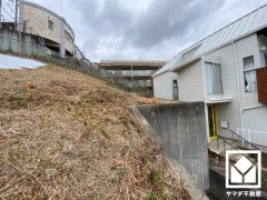 造成済み更地のため、余分な解体費用を抑えられ、スムーズに建築に入れます。