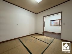 畳の香りに包まれる、心落ち着く和の空間。忙しい日常の中で、ほっと一息つける癒しの住まい。