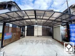 西側へ車で3分ほどの距離に、西宮市内を南北に結ぶ県道82号線が通っています。阪急西宮駅前の商業地も車で10分圏内で、閑静な住環境と都市生活の利便性を兼ね備えた立地です。