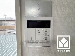 ボタン1つで自動でお湯張りができるオートバス機能付き。