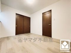 明るく開放的な洋室で、快適な生活を。