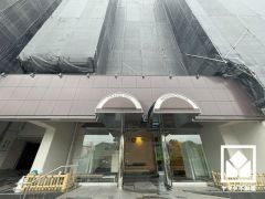 重厚感のあるファサードが、洗練された暮らしを予感させる。品格あるデザインが魅力のマンション。