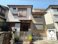 落ち着いた色合いと品のあるデザイン。帰るたびに安心感を感じられる佇まい。