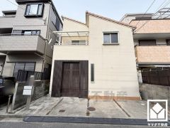 白を基調とした清潔感のある外観。帰るたびに安心感を感じられる佇まい。