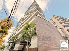 落ち着いた色合いと品のあるデザイン。帰るたびに安心感を感じられる佇まい。