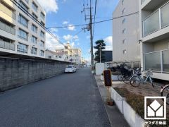 「八ツ松公園」や「上鳴尾公園」など、豊富な遊具やゆったりとした広場が整備された公園が徒歩圏内に複数あり、子育て世帯の方にもお勧めです。