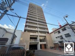 エコキュート搭載。ヒートポンプ技術で効率よくお湯を沸かすため、電気代がお得になります。火を使わないので安全性が高く、断水時にも貯めてあるお湯を生活用水として使用することができます。