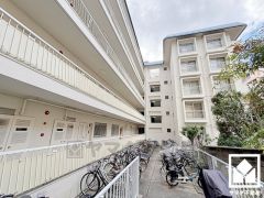 広々としており、使い勝手の良い駐輪場です。