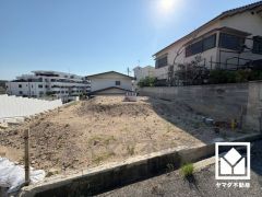 平担地なので傾斜が少なく、自転車やベビーカーでの移動も楽ちんです。