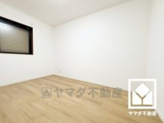 全居室に窓がございます。明るい陽光がたっぷり差し込む心地よい生活空間です。