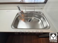 清潔感あふれるシンクで、毎日を気持ちよくスタート。