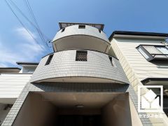 2沿線利用可能で、毎日の通勤・通学だけでなく、休日のお出かけまで利便性に優れています。