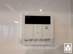 シンプルな給湯リモコンとなっており、複雑な操作の必要がなく、直感的にご利用いただけます。