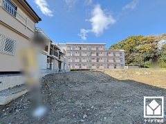 広々21帖のLDKが魅力。家族全員がリラックスできる、ゆったりとした快適リビングで温かい団らんの時間を。