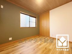 全居室に窓がございます。明るい陽光がたっぷり差し込む心地よい生活空間です。