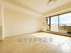 自然光を取り込む、開放感あふれる暮らし。隅々まで光が降り注ぎ、明るく心地の良い空間。