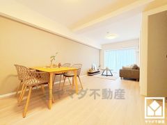 自然光を取り込む、開放感あふれる暮らし。隅々まで光が降り注ぎ、明るく心地の良い空間。
