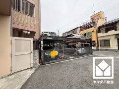 阪神電鉄本線「杭瀬」駅まで徒歩約8分の立地。3沿線利用可能で、毎日の通勤・通学だけでなく、休日のお出かけまで利便性に優れています。