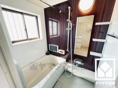 浴室TV付きでバスタイムも楽しくお過ごし頂けます。