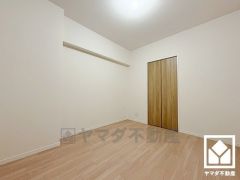 納戸付きだから、季節の荷物や趣味の道具もしっかり収納。