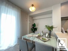 自然光を取り込む、開放感あふれる暮らし。隅々まで光が降り注ぎ、明るく心地の良い空間。