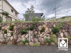 「甲東小学校」まで徒歩6分。低学年のお子様も安心して通学していただけます。