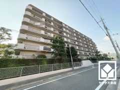 洗練されたデザインと堅牢な造り。美しさと安心を兼ね備えた、心地よい住まい。
