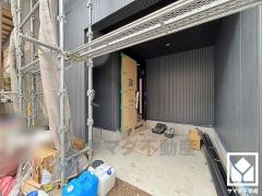 インナーガレージを1台分完備。重い荷物や雨の日の移動もスムーズで、快適なカーライフを実現。