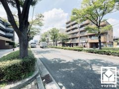 全居室収納付き。シューズボックスや廊下収納など他にも収納スペースが多数あり、住空間を広々お使いいただけます。