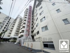 「阪急オアシス甲陽園店」まで徒歩6分など、お買い物施設が徒歩圏内に複数あり便利な住環境です。