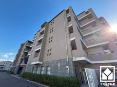 全居室に窓がございます。明るい陽光がたっぷり差し込む心地よい生活空間です。