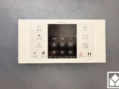 追い炊き機能付きなので、いつでも温かいお風呂に入ることができます。たし湯・たし水も可能で、お好みの温度に素早く調整できます。