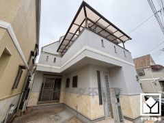 玄関にはシューズボックスを完備。家族の靴もしっかり収納できるので、玄関がいつも片付き、気持ちよくお客様を迎えられます。