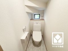 トイレが1階と2階にあるので、朝の忙しい時間にも混雑せず快適です。