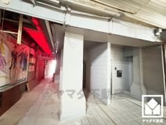 白を基調とした清潔感のある外観。帰るたびに安心感を感じられる佇まい。